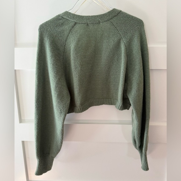 J Roberts Sherpa’ Soft Sweater Sage Green  size medium - Picture 4 of 8